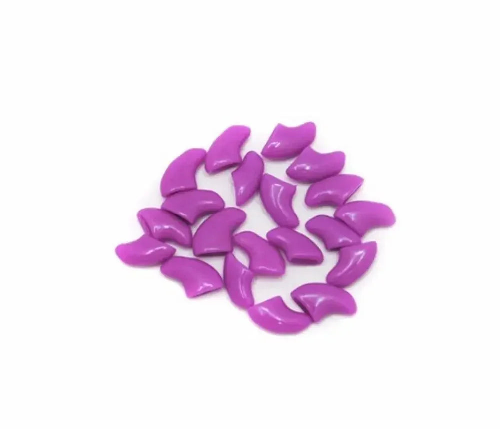Soft Silicone Nail Caps for Cats – Protect Furniture & Floors